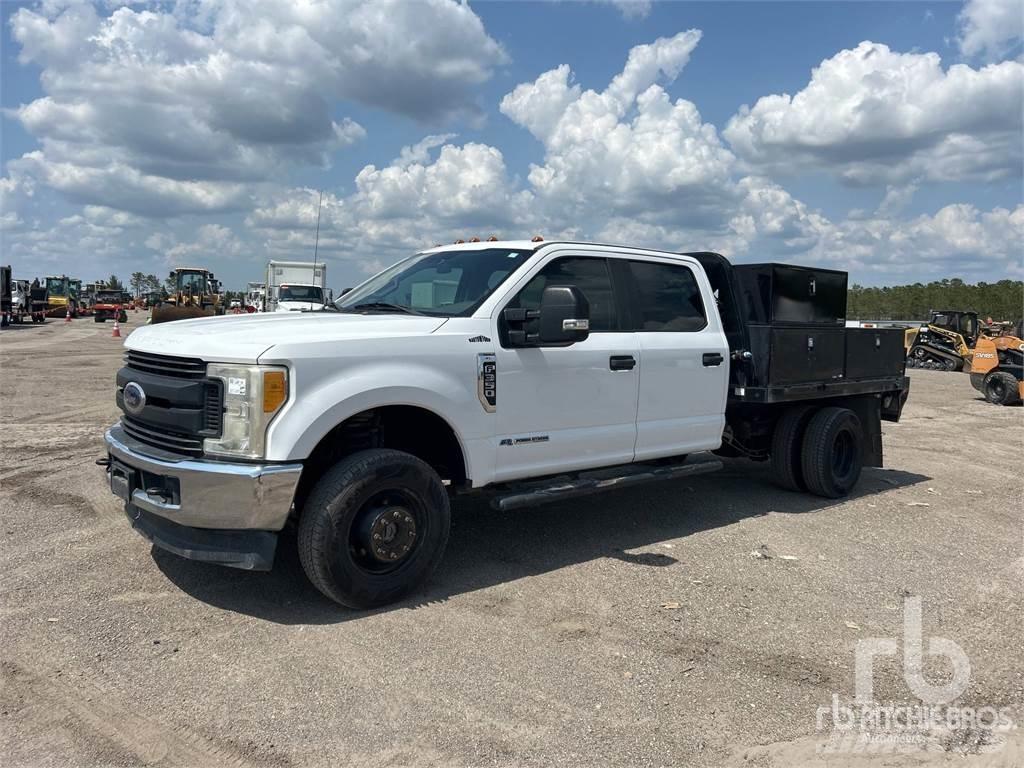 Ford F-350 Plošinové nákladné automobily/nákladné automobily so sklápacími bočnicami