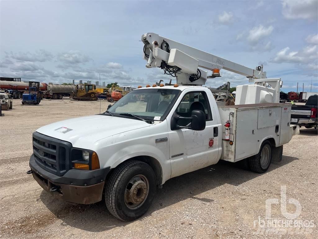 Ford F-350 Prívesové plošiny