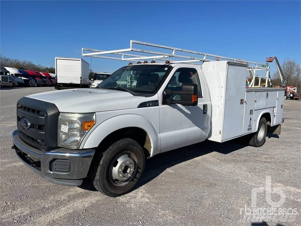 Ford F-350 Komunálne / Multi-úžitkové vozidlá