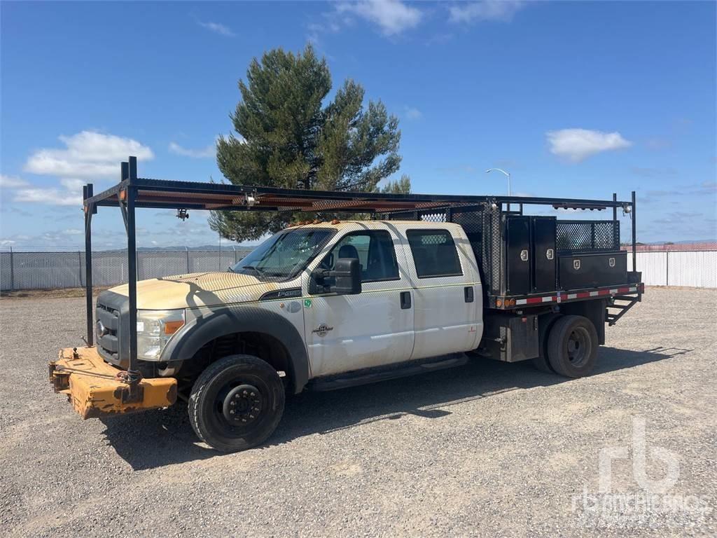 Ford F-450 Plošinové nákladné automobily/nákladné automobily so sklápacími bočnicami