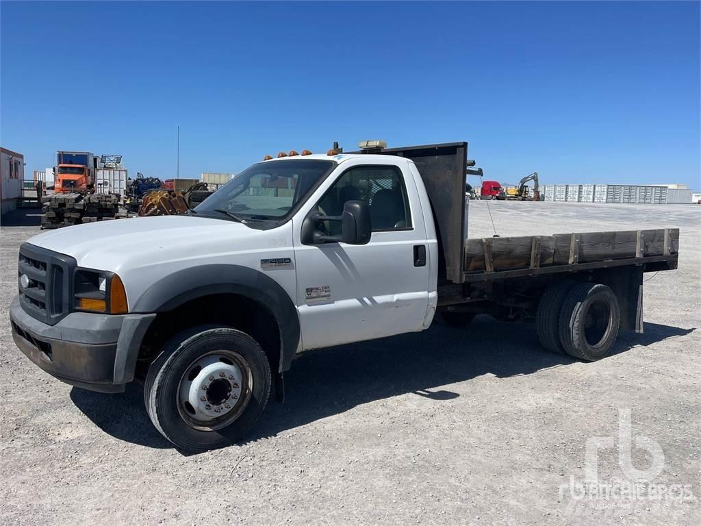 Ford F-450 Plošinové nákladné automobily/nákladné automobily so sklápacími bočnicami