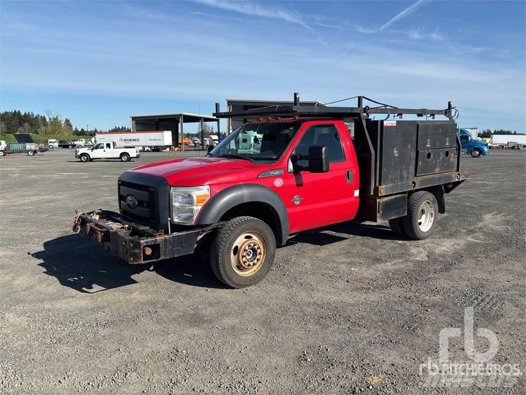 Ford F-450 Plošinové nákladné automobily/nákladné automobily so sklápacími bočnicami