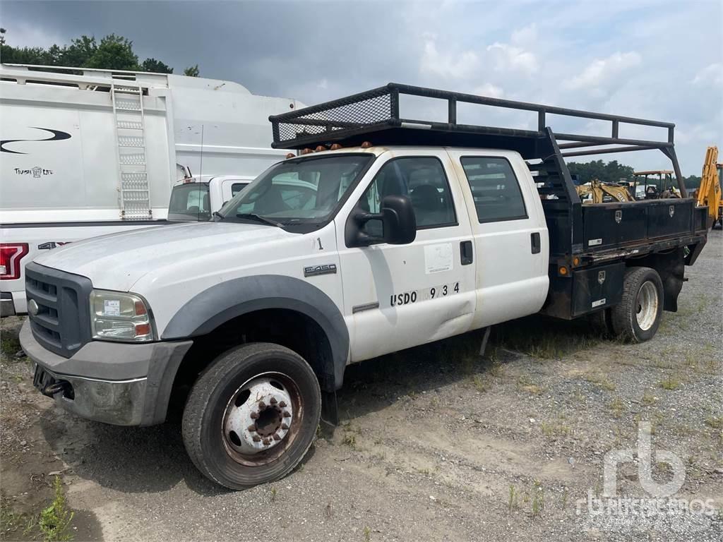 Ford F-450 Plošinové nákladné automobily/nákladné automobily so sklápacími bočnicami
