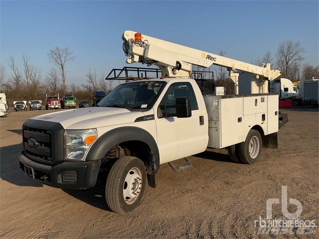 Ford F-450 Prívesové plošiny