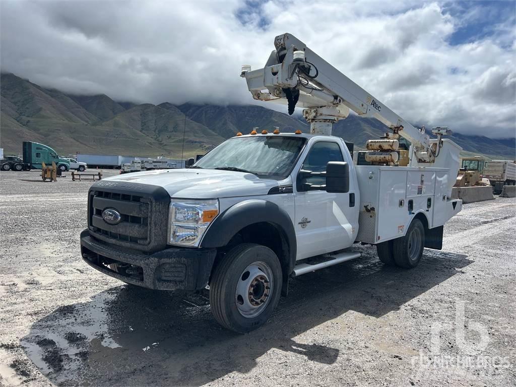Ford F-450 Prívesové plošiny