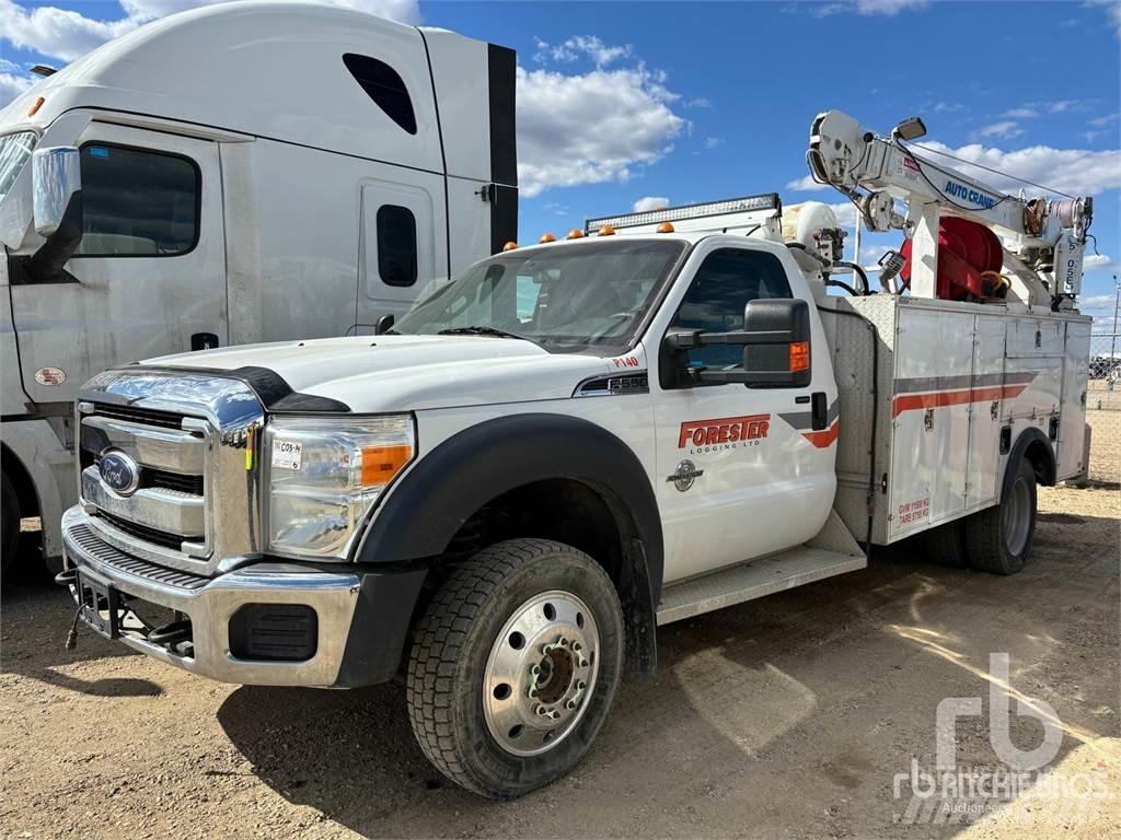 Ford F-550 Komunálne / Multi-úžitkové vozidlá