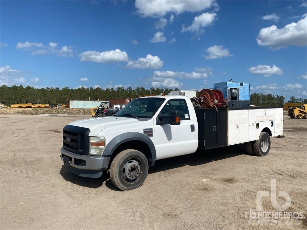 Ford F-550 Komunálne / Multi-úžitkové vozidlá