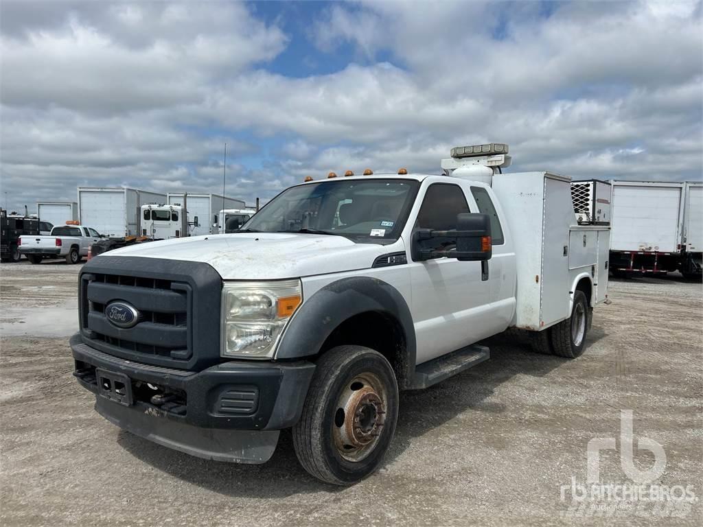 Ford F-550 Komunálne / Multi-úžitkové vozidlá