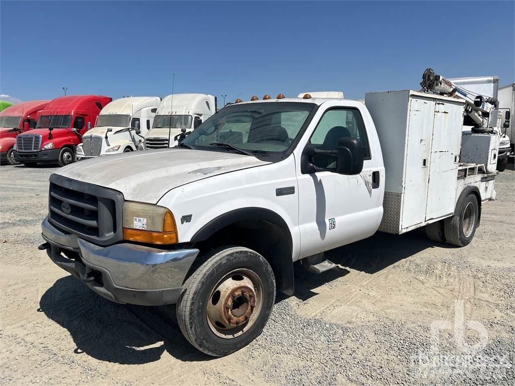 Ford F-550 Komunálne / Multi-úžitkové vozidlá