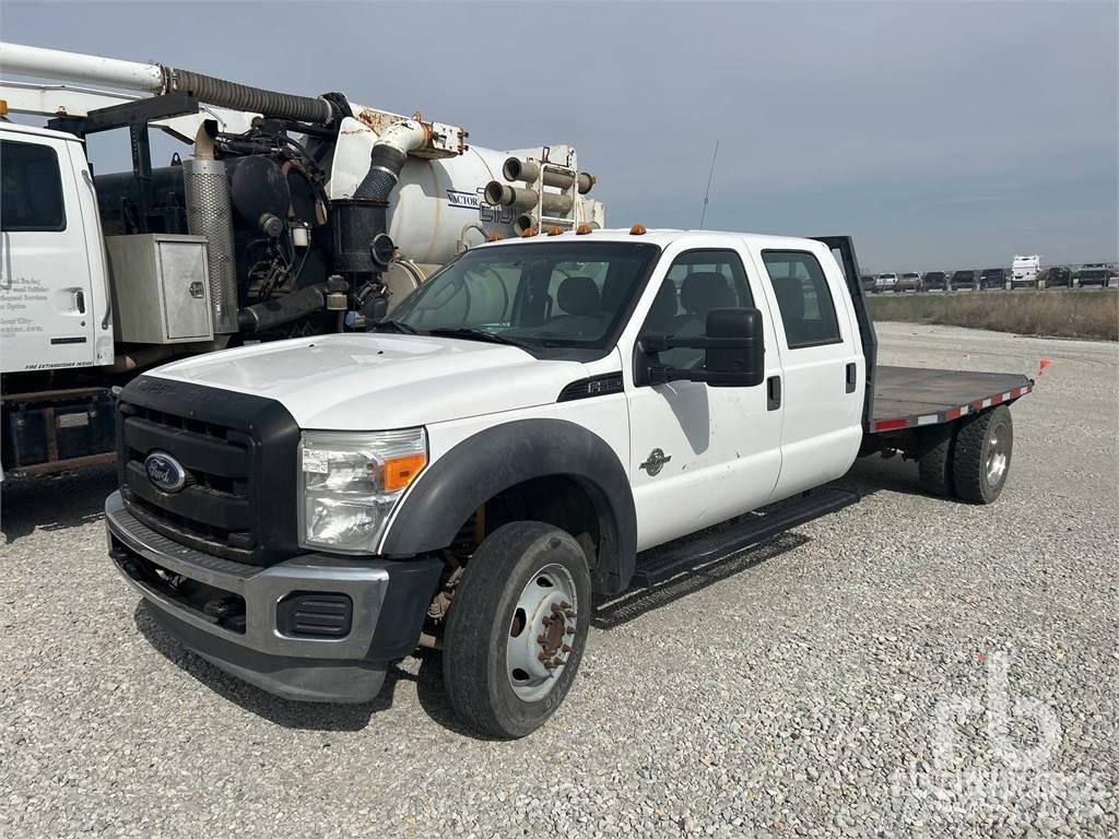 Ford F-550 Plošinové nákladné automobily/nákladné automobily so sklápacími bočnicami