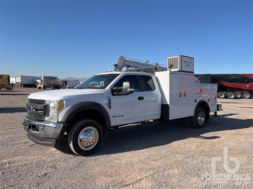 Ford F-550 Komunálne / Multi-úžitkové vozidlá