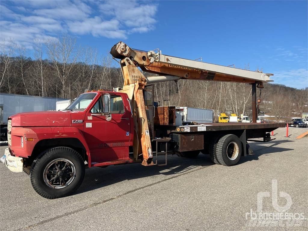 Ford F-700 Autožeriavy, hydraulické ruky