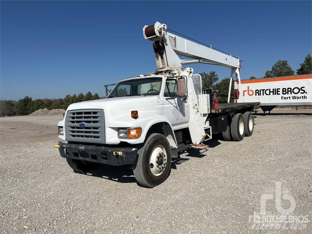 Ford FT900F Autožeriavy, hydraulické ruky