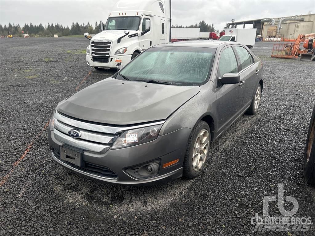 Ford FUSION Automobily