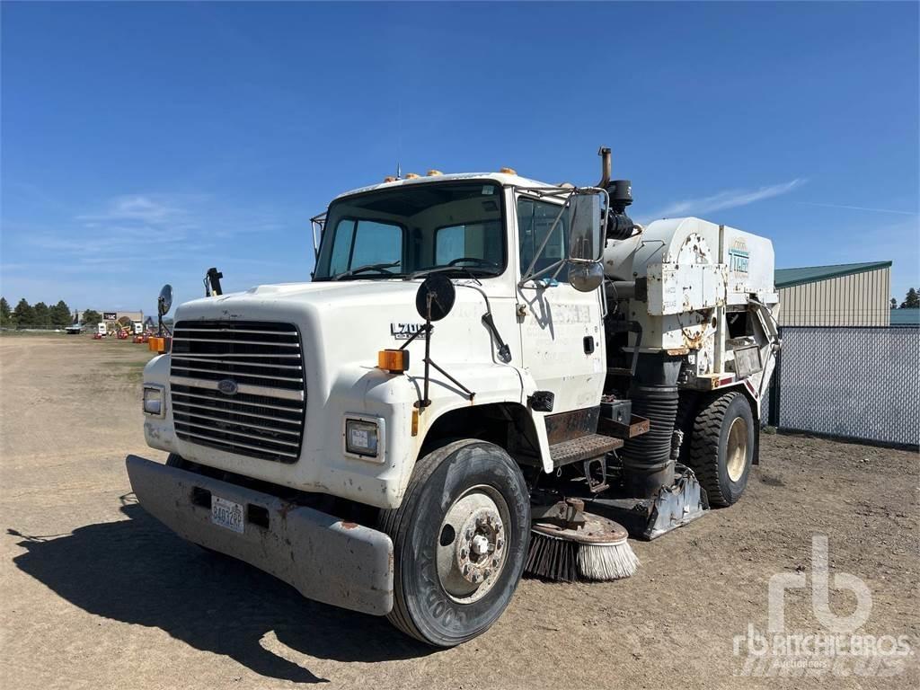 Ford L7000 Zametacie vozidlá