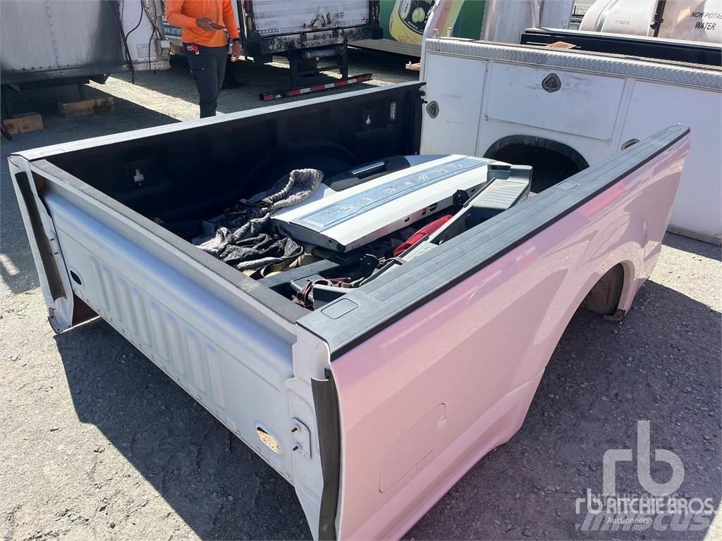 Ford Pickup Kabíny a interiér
