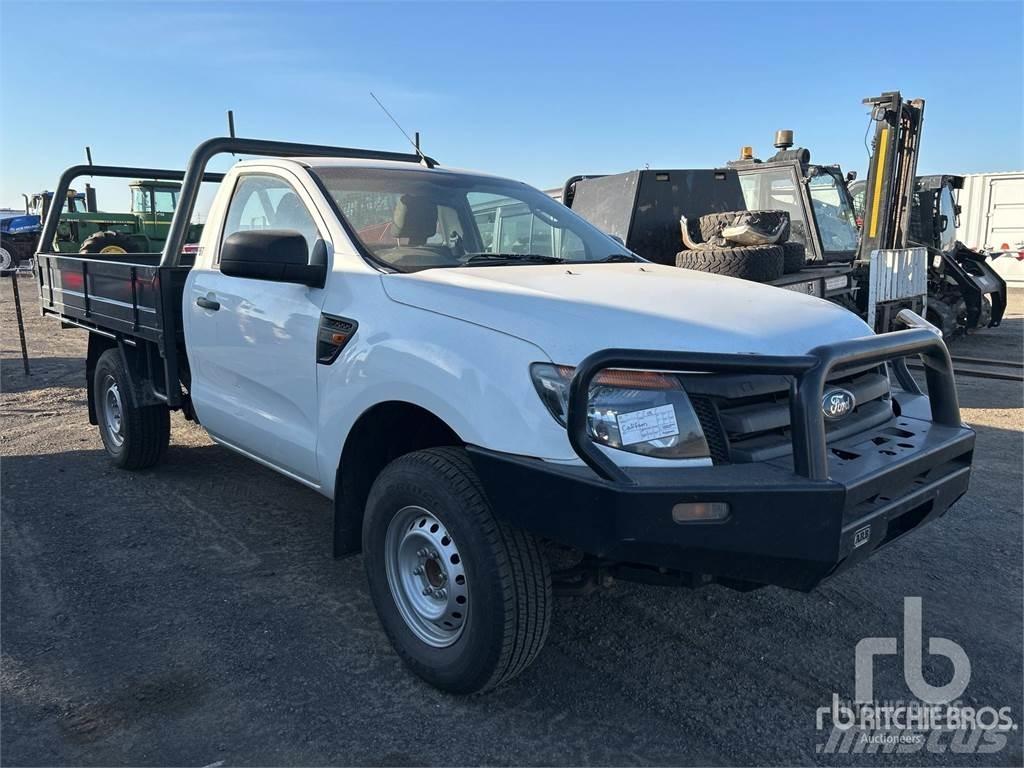 Ford RANGER Nakladacia/sklápacia bočnica
