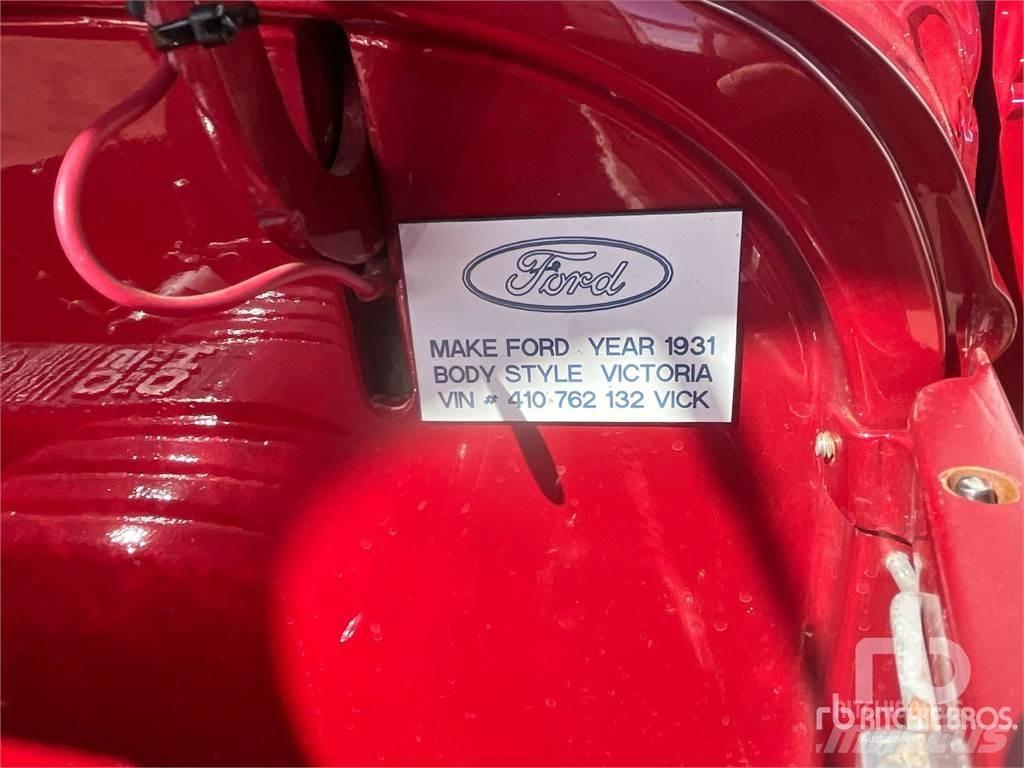 Ford VICTORIA Automobily