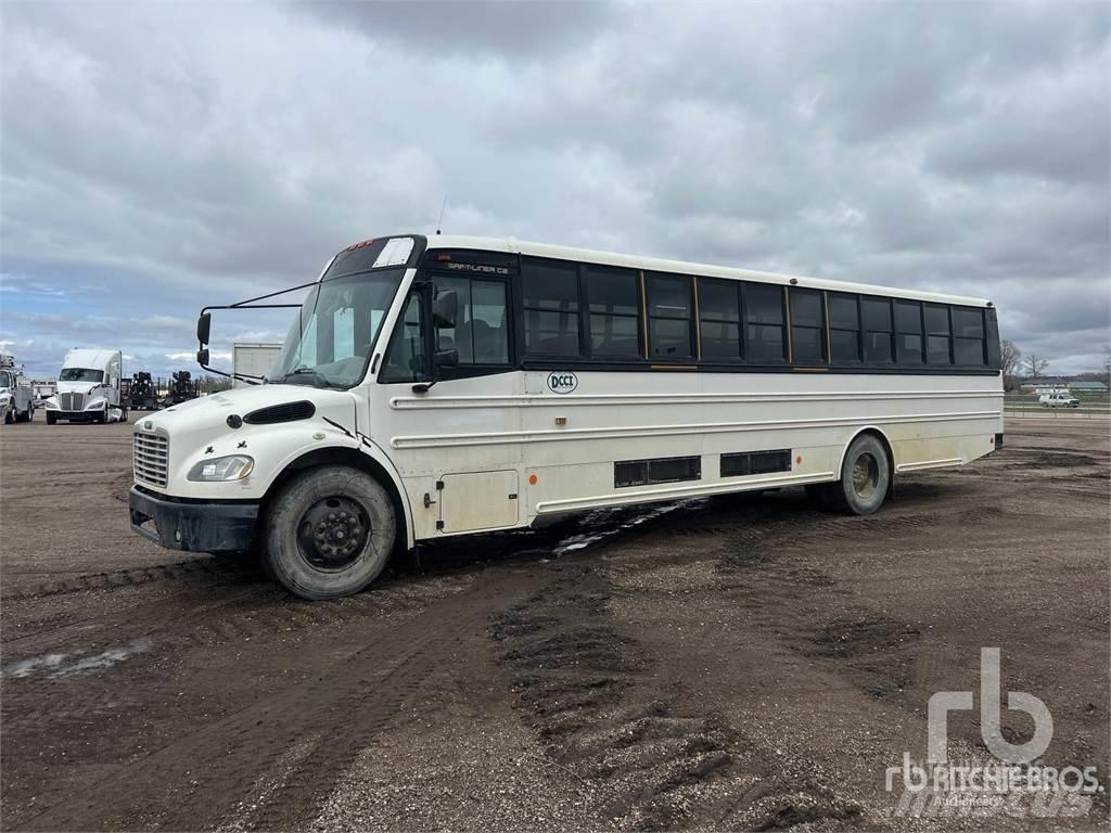 Freightliner B2 Medzimestské autobusy