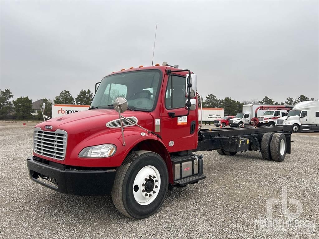Freightliner M2 Dodávky