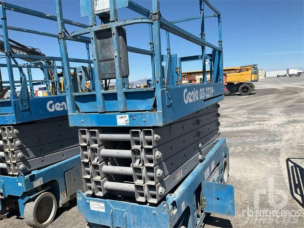 Genie GS-3232 Nožnicové zdvíhacie plošiny