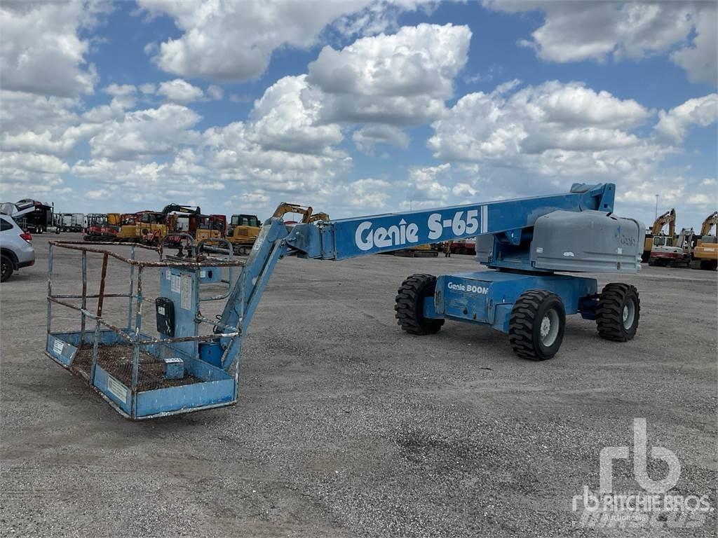 Genie S-65 Kĺbové plošiny