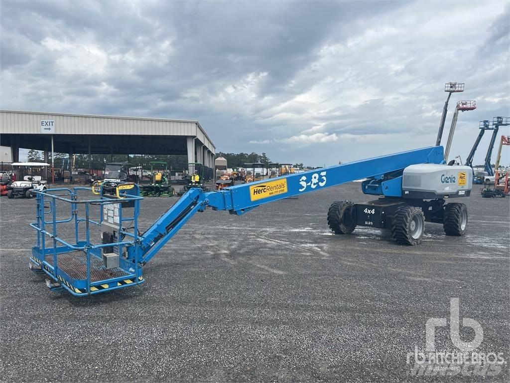 Genie S-85 Kĺbové plošiny