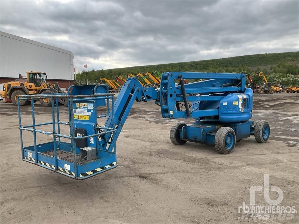 Genie Z45/25J Kĺbové plošiny