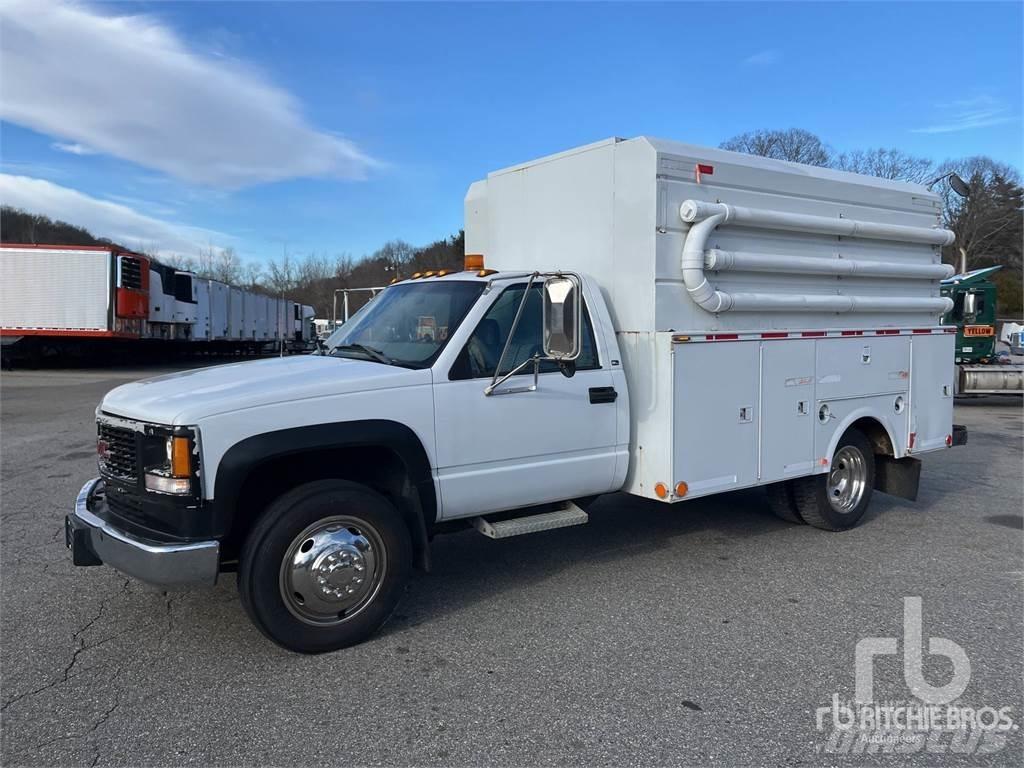 GMC 3500 Komunálne / Multi-úžitkové vozidlá