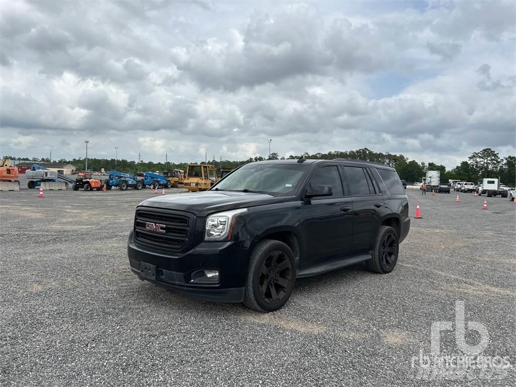 GMC YUKON Nakladacia/sklápacia bočnica