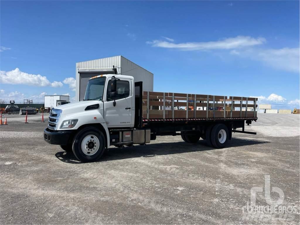 Hino 268 Plošinové nákladné automobily/nákladné automobily so sklápacími bočnicami