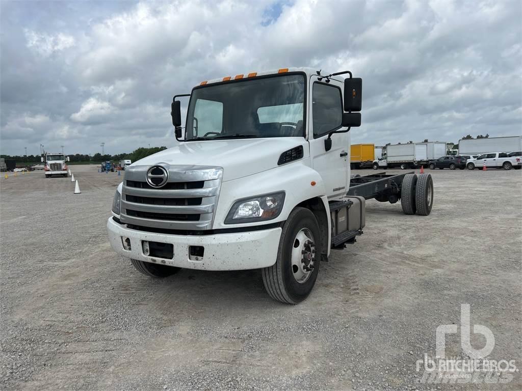 Hino 268 Nákladné vozidlá bez nadstavby