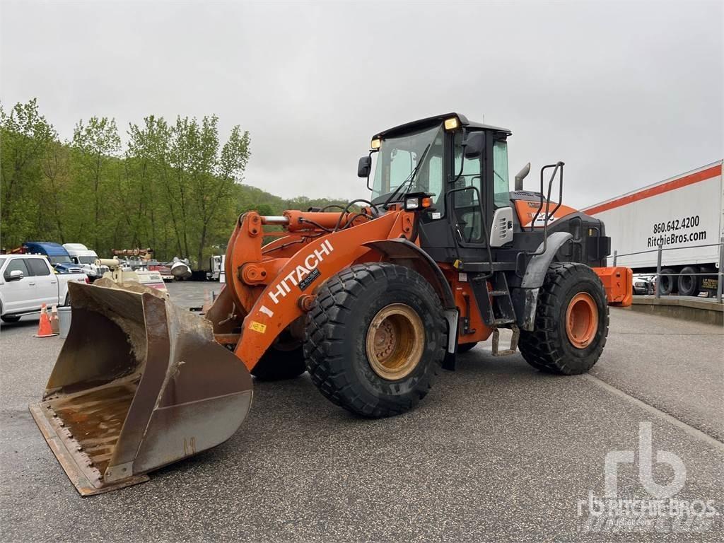 Hitachi ZW220-6 Kolesové nakladače