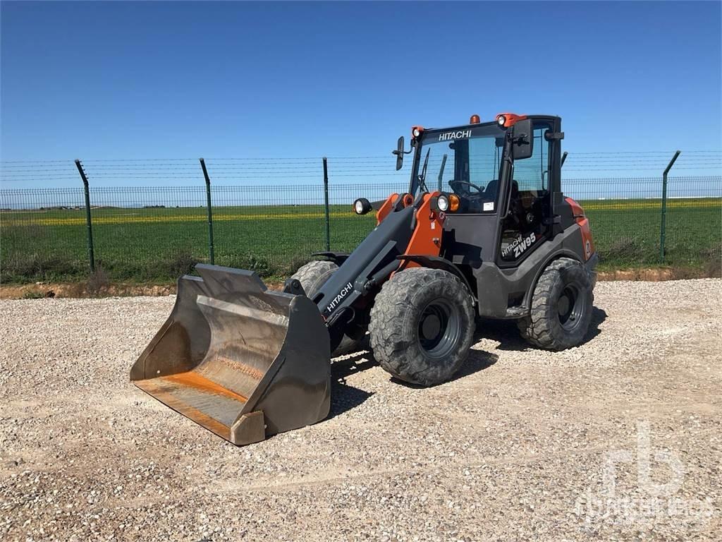 Hitachi ZW95 Kolesové nakladače