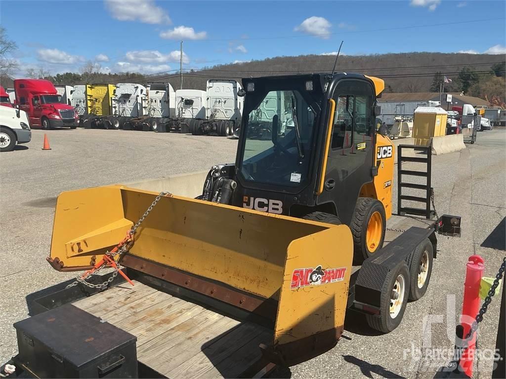 JCB 215 Šmykom riadené nakladače