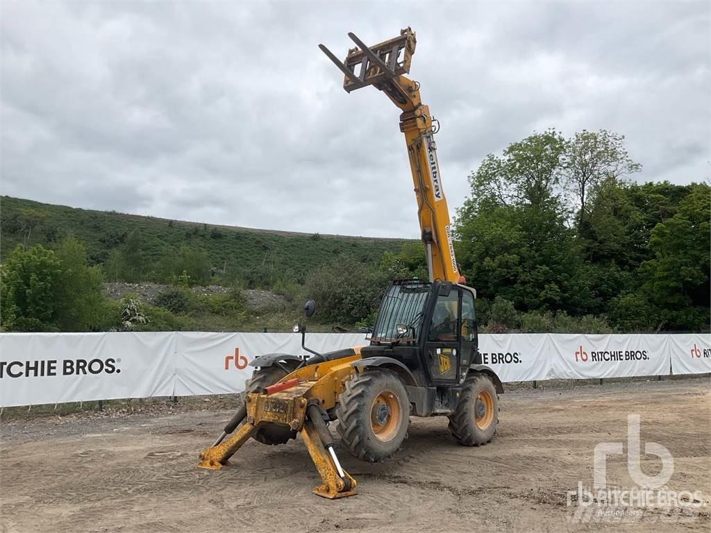 JCB 535-125 Teleskopické manipulátory