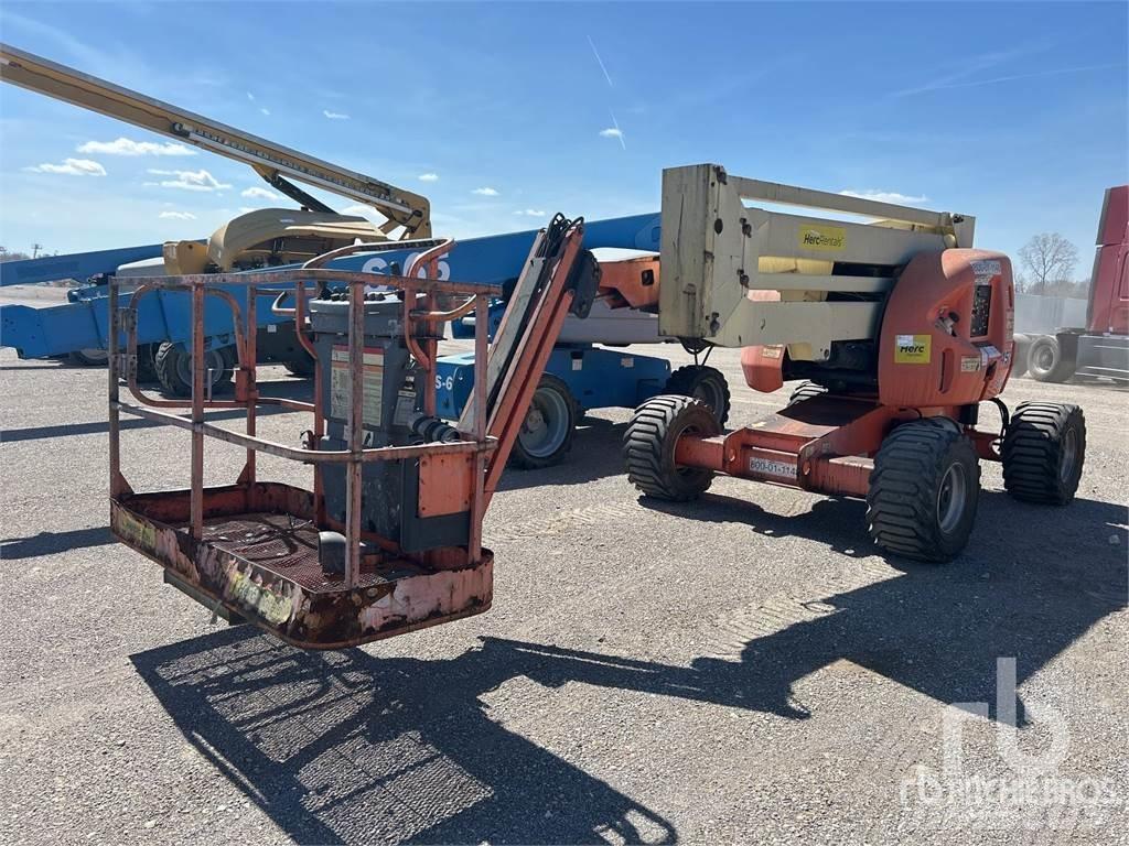 JLG 450AJ Kĺbové plošiny