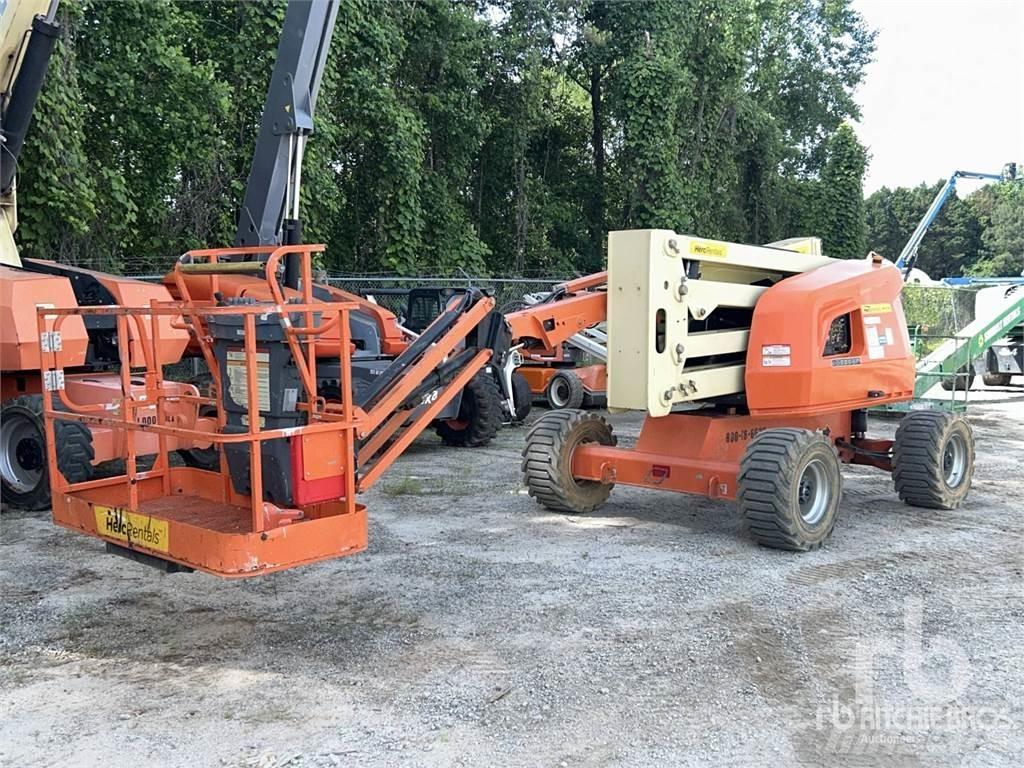 JLG 450AJ Kĺbové plošiny