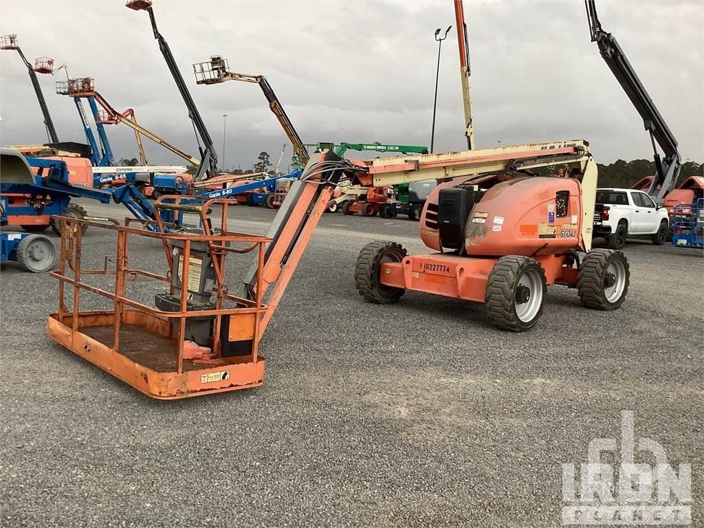 JLG 600AJ Kĺbové plošiny