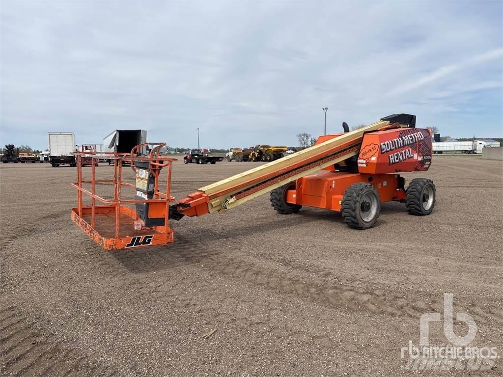 JLG 600S Kĺbové plošiny