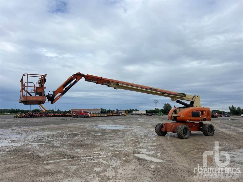 JLG 860SJ Kĺbové plošiny