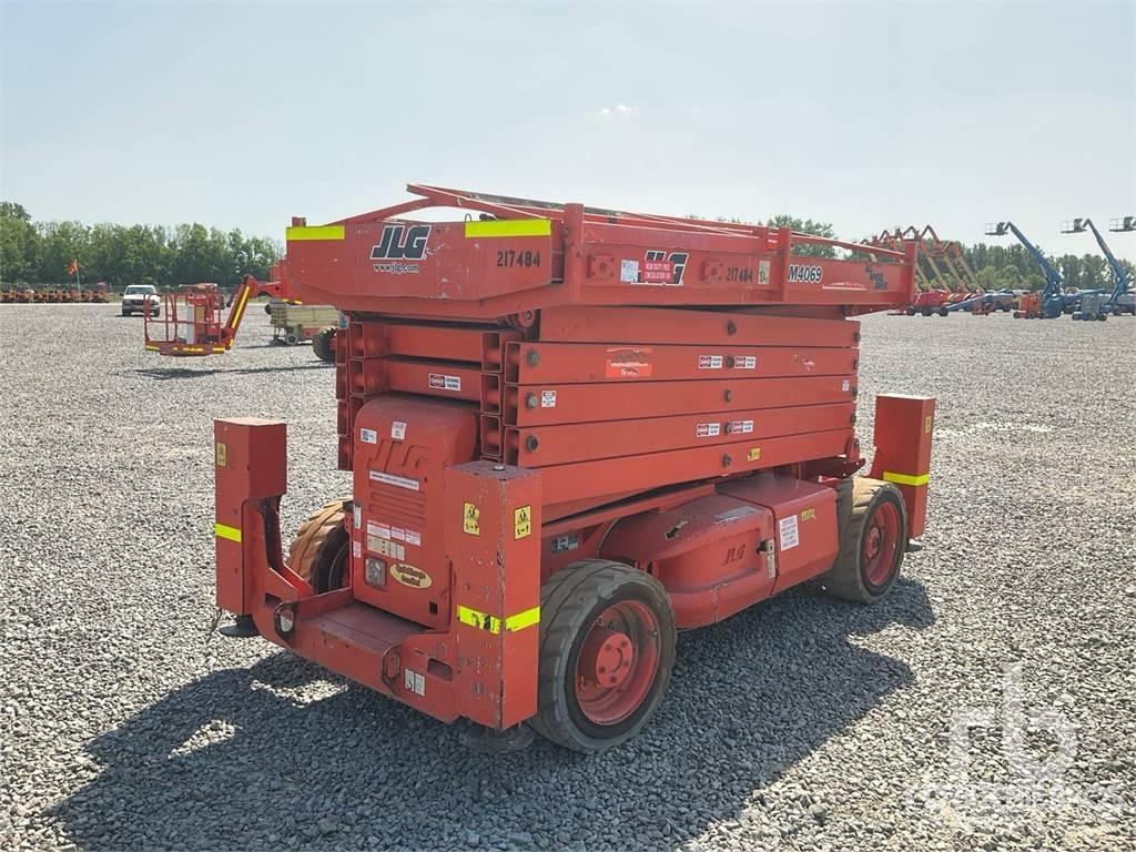 JLG M4069LE Nožnicové zdvíhacie plošiny