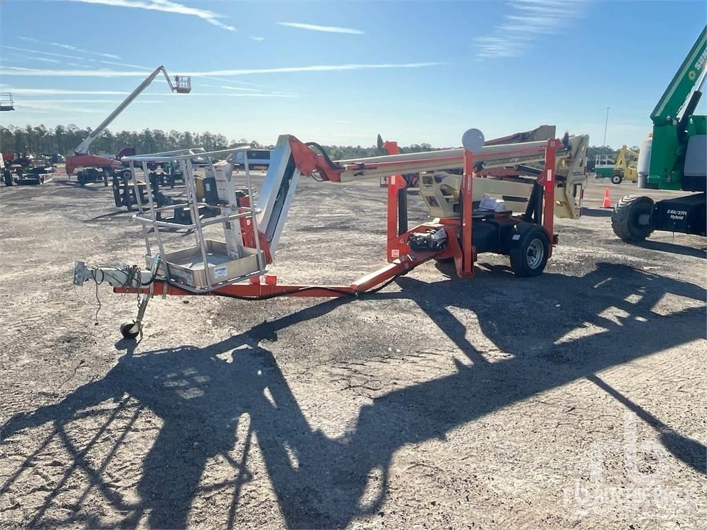 JLG T500J Kĺbové plošiny