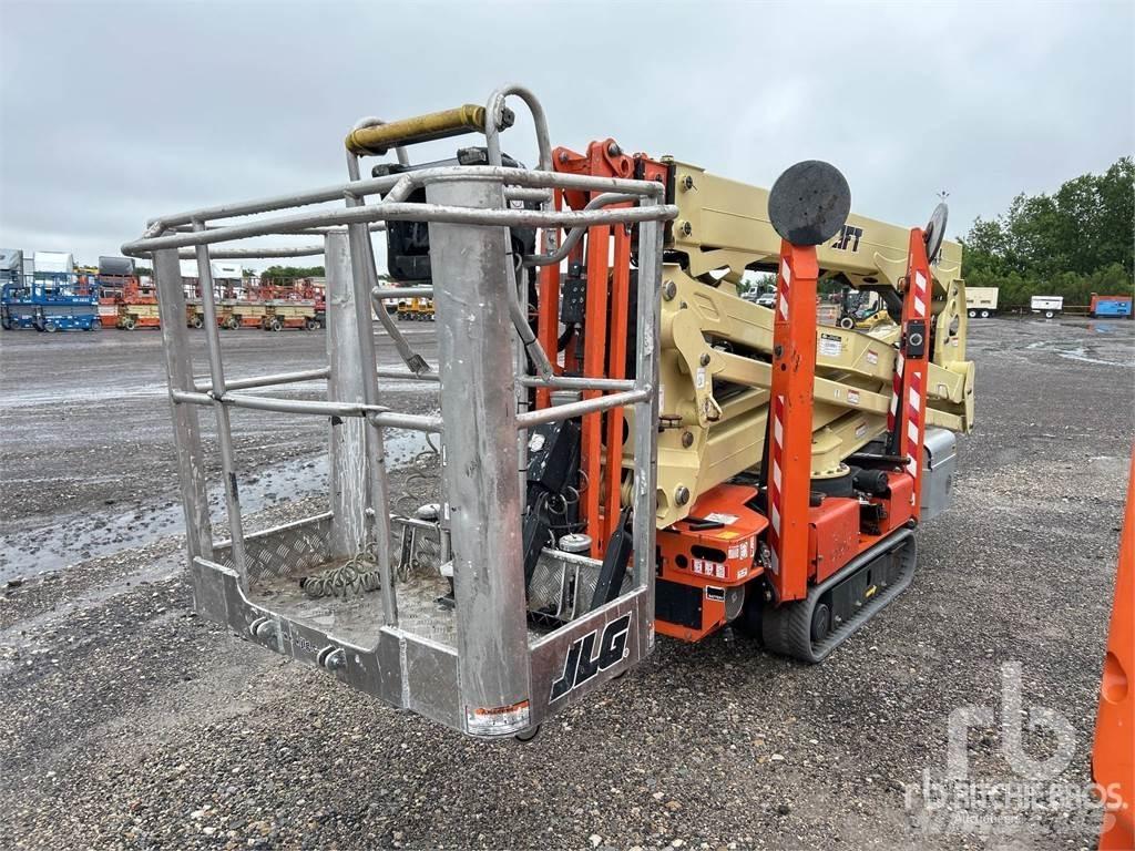 JLG X600AJ Kĺbové plošiny