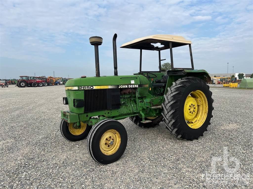 John Deere 2650 Traktory