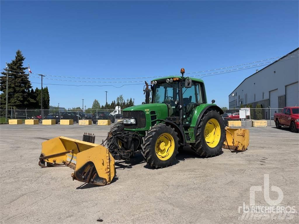 John Deere 6330 Traktory
