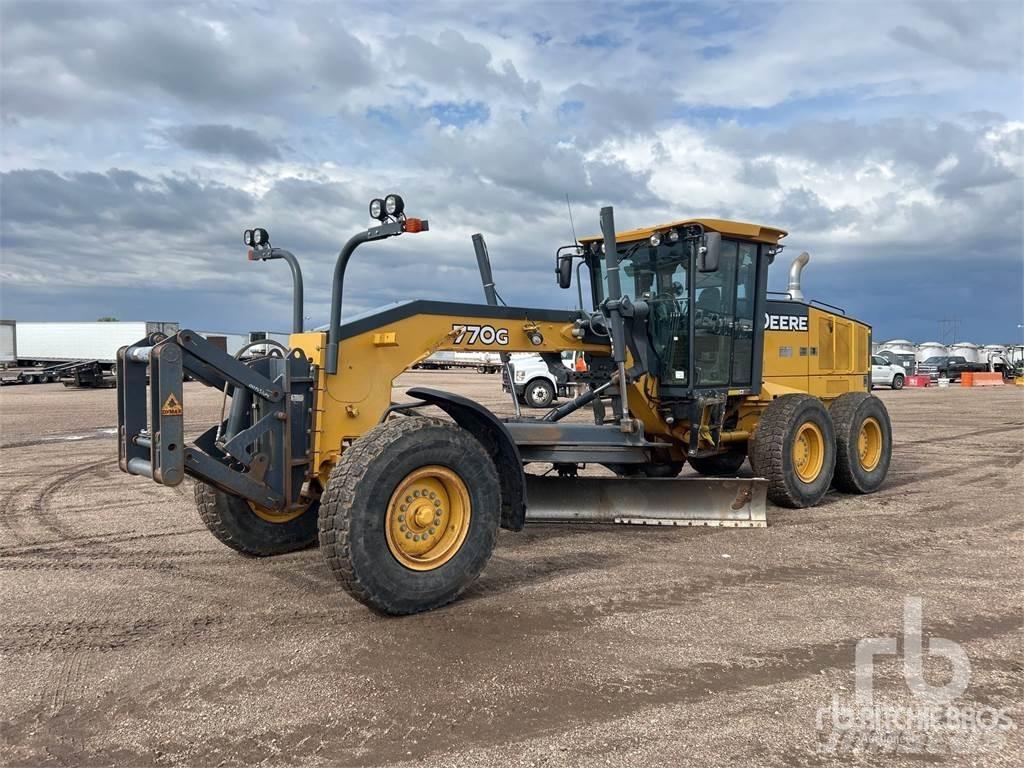 John Deere 770G Grejdery