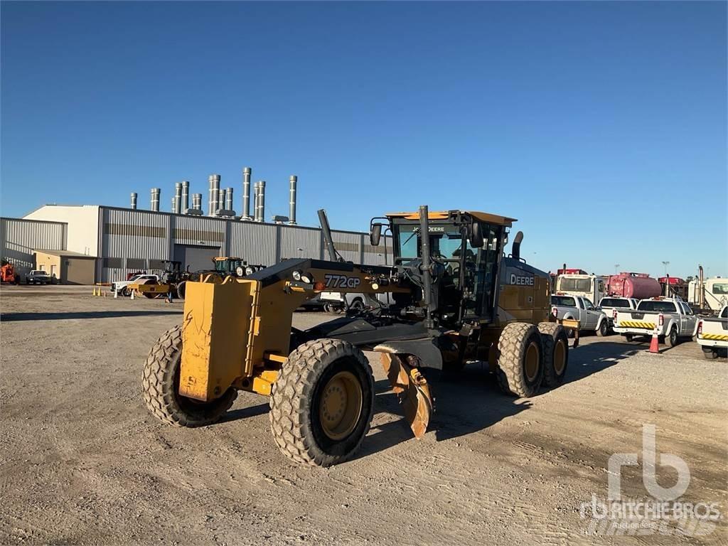 John Deere 772G Grejdery
