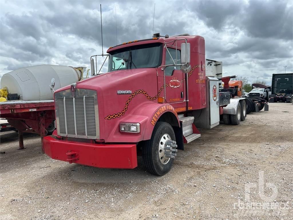 Kenworth T800 Valník s navijakom