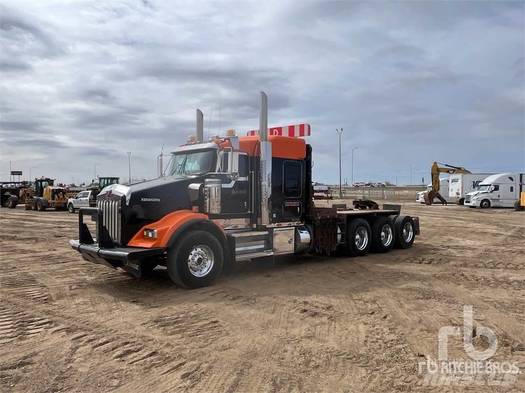 Kenworth T800 Valník s navijakom